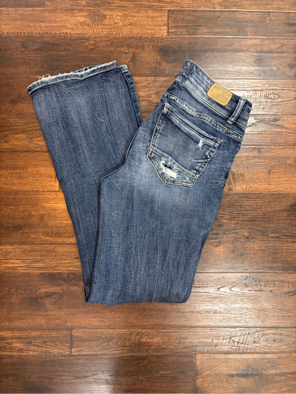 *Damaged* BKE Women's Bootcut Distressed Jeans with Frayed Hem - DIY?! 😍